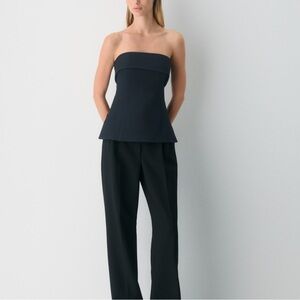Aritzia Babaton Element Strapless Top